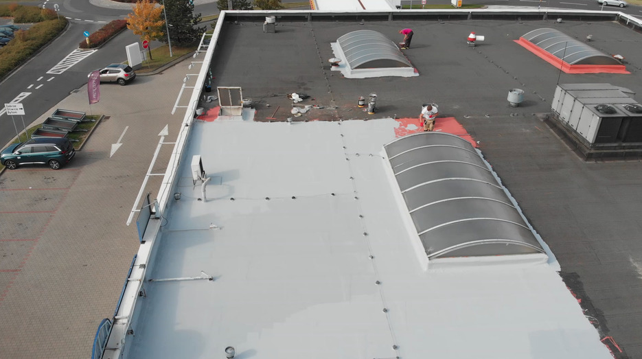 Hydroizolacja detali i świetlików